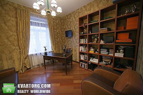 Sell 3-room apartment. Киев, Бессарабская пл — photo 1