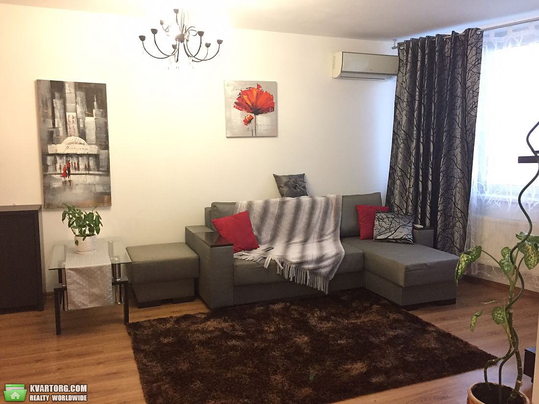 Rent out 2-room apartment. Киев,  Вышгородская — photo 5