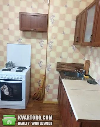 Rent out 1-room apartment. Киев, Урловская — photo 8