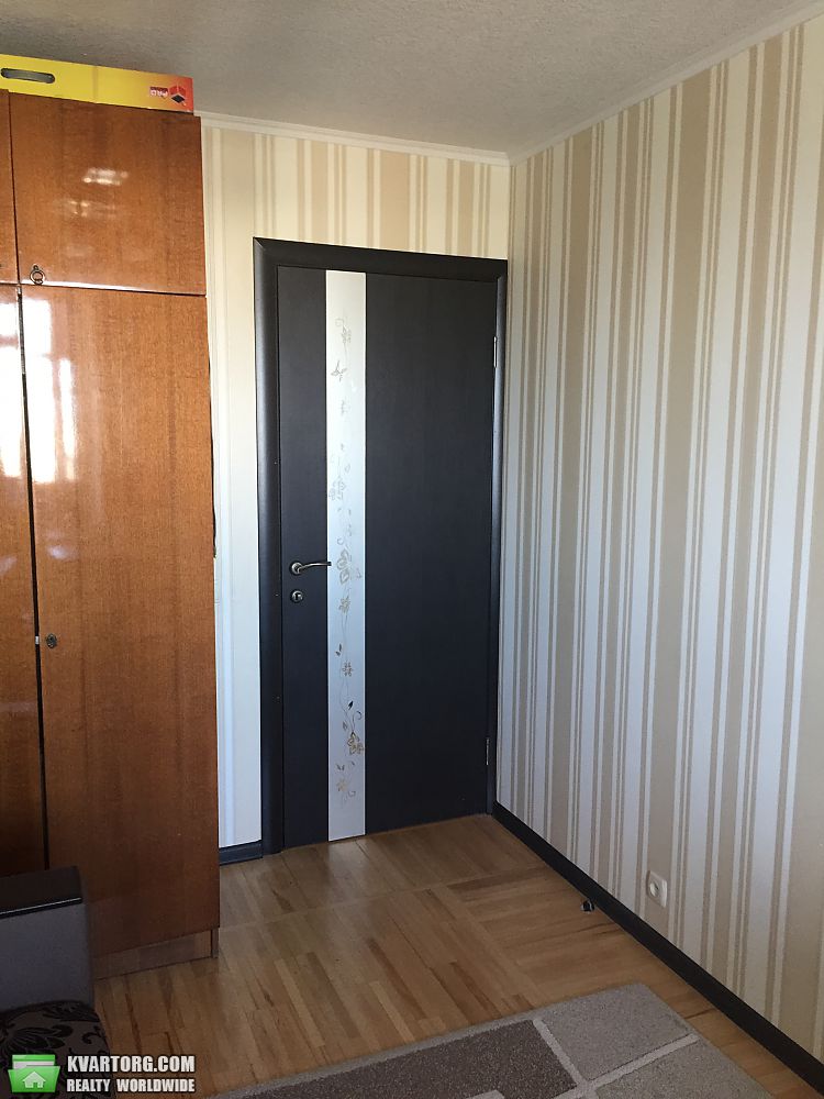 Sell 3-room apartment. Киев, Славгородская — photo 1