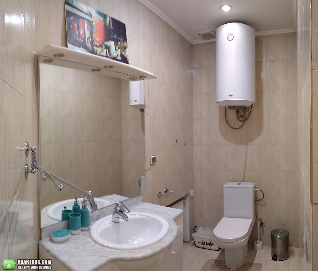Rent out 2-room apartment. Киев,  Заньковецкой — photo 9
