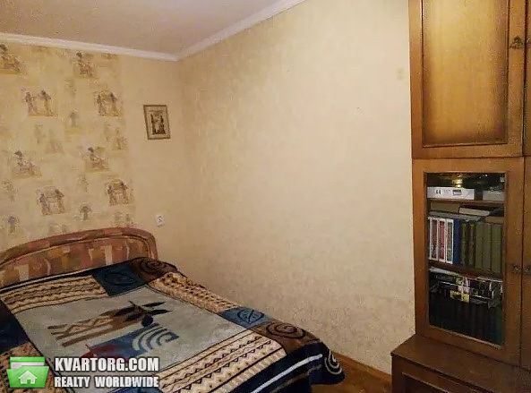 Sell 3-room apartment. Киев,  Кустанайская — photo 1
