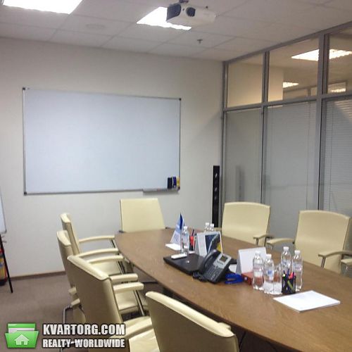Rent out office. Киев, Жилянская — photo 2