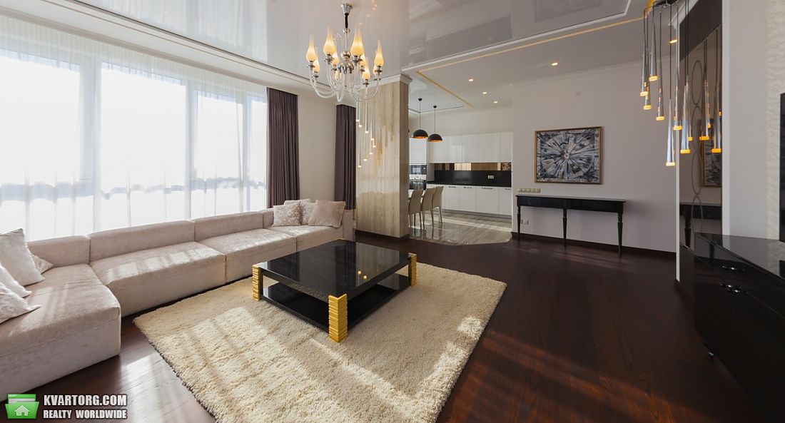 Sell 4-room apartment. Киев,  Драгомирова — photo 1