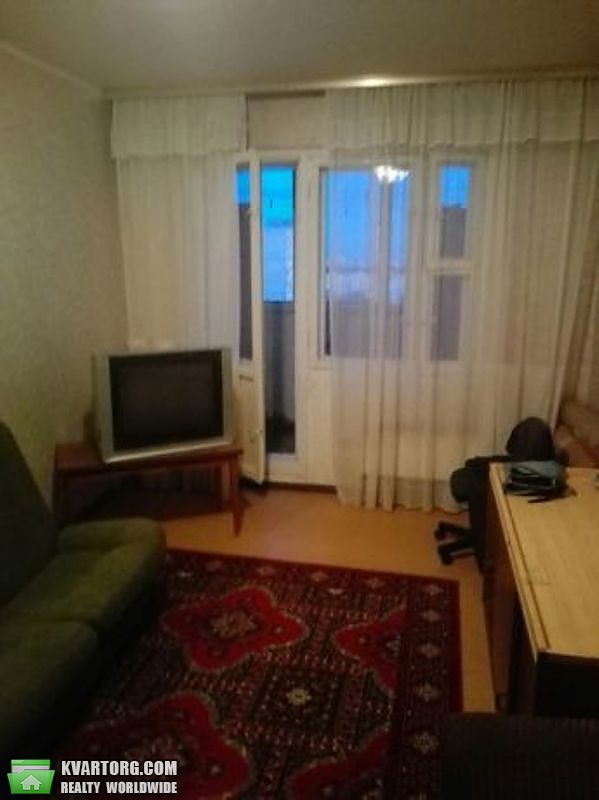 Sell 2-room apartment. Киев,  Маяковского — photo 2