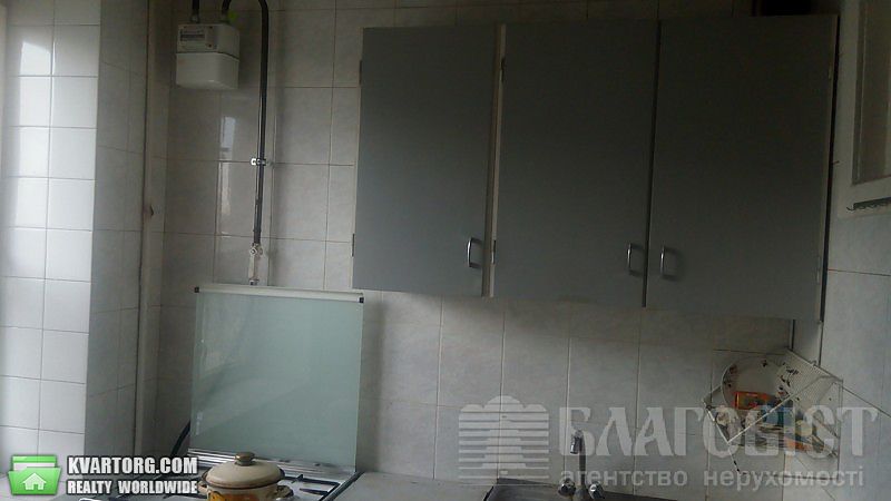 Sell 2-room apartment. Киев, щорса — photo 3