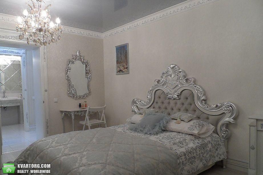 Rent out 3-room apartment. Киев,  Мильчакова — photo 4
