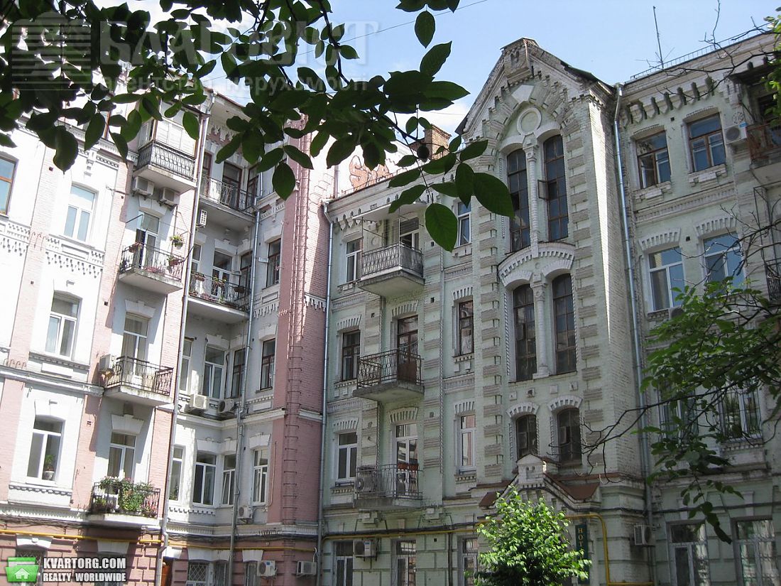 Sell 2-room apartment. Киев,  Лютеранская — photo 3