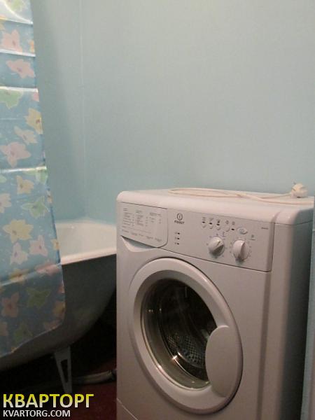 Rent out 1-room apartment. Киев,  Декабристов — photo 6