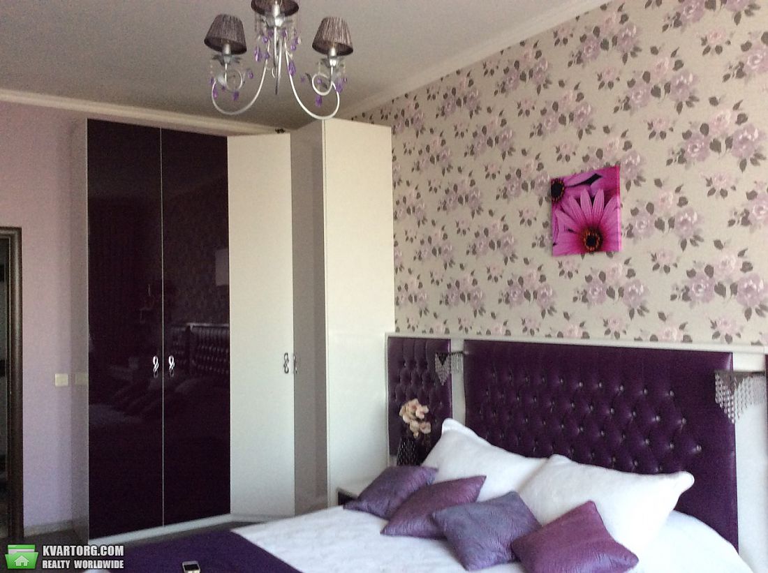 Rent out 2-room apartment. Киев, Гната Хоткевича — photo 3