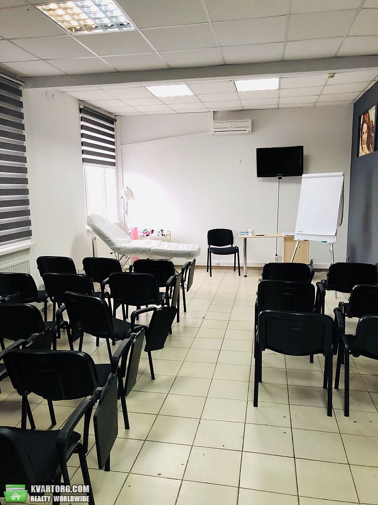 Rent out office. Киев,  Межигорская — photo 2
