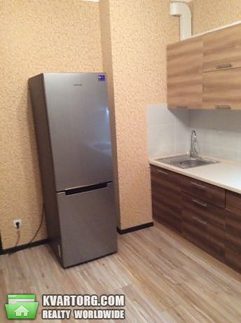 Rent out 2-room apartment. Киев,  Феодосийская — photo 2