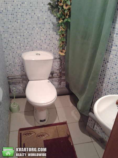 Rent out 2-room apartment. Киев, Урловская — photo 10