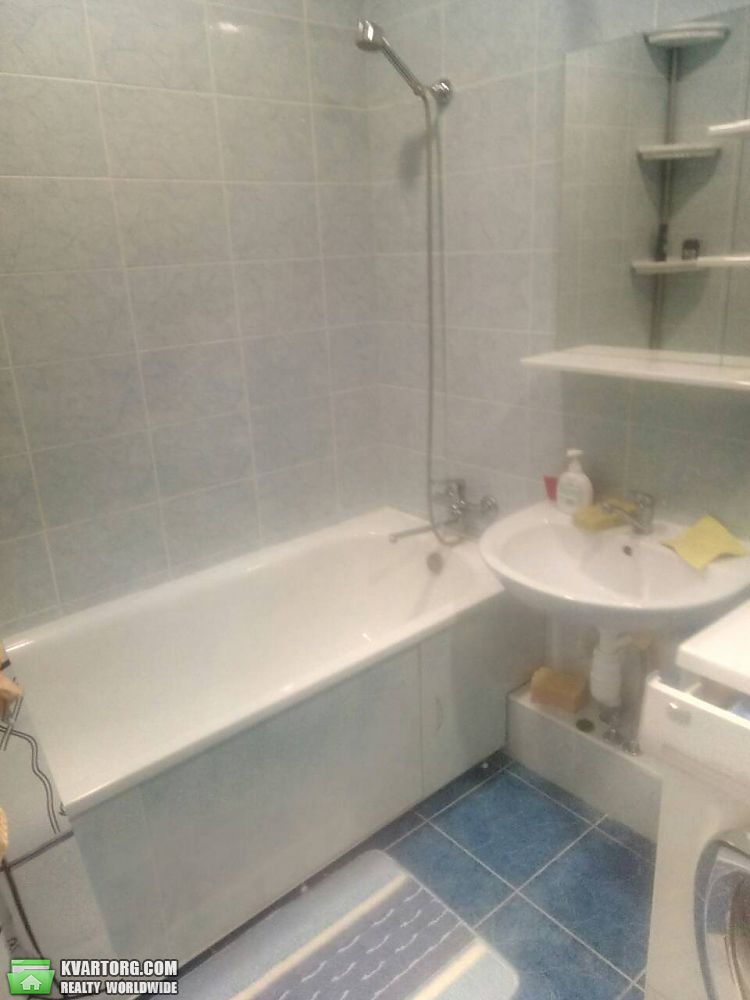 Rent out 1-room apartment. Киев,  Лаврухина — photo 4