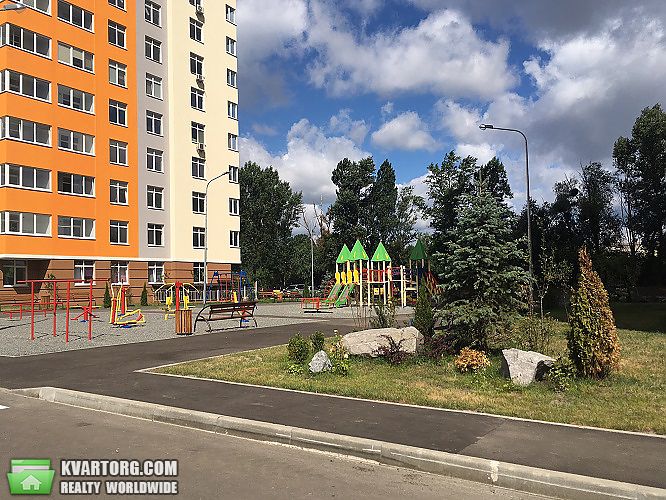 Sell 3-room apartment. Киев,  Комарова — photo 3