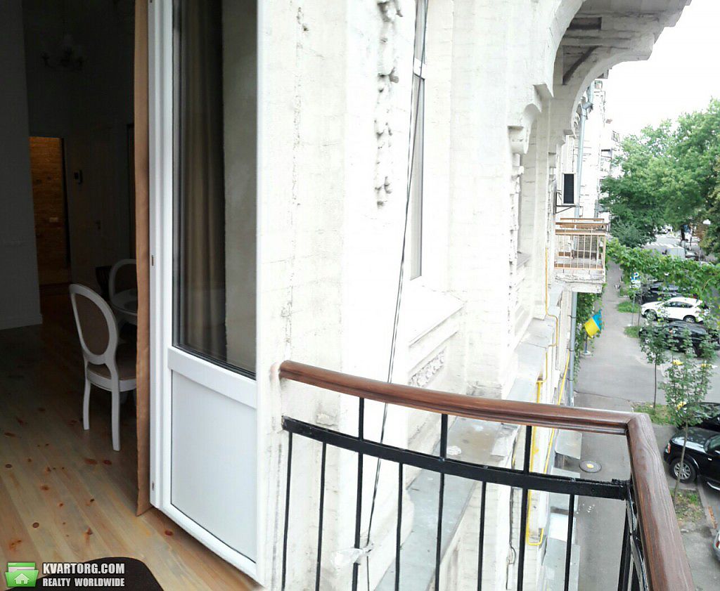 Rent out 1-room apartment. Киев,  Рейтарская — photo 4