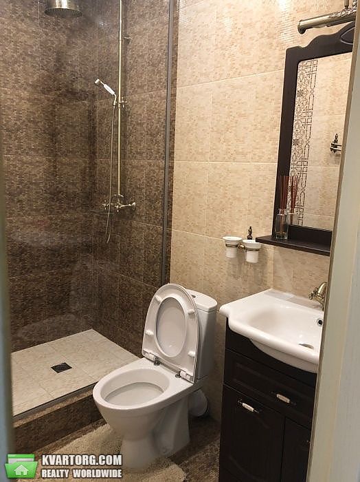 Rent out 2-room apartment. Киев, Мира — photo 4
