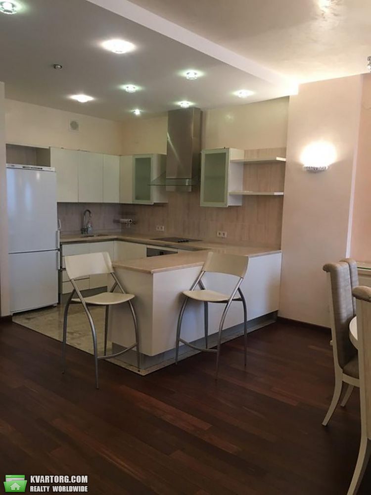Rent out 3-room apartment. Киев, Вознесенский спуск — photo 4