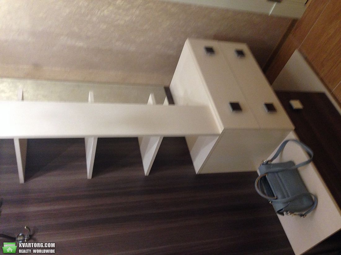 Rent out 3-room apartment. Киев,  Глубочицкая — photo 3