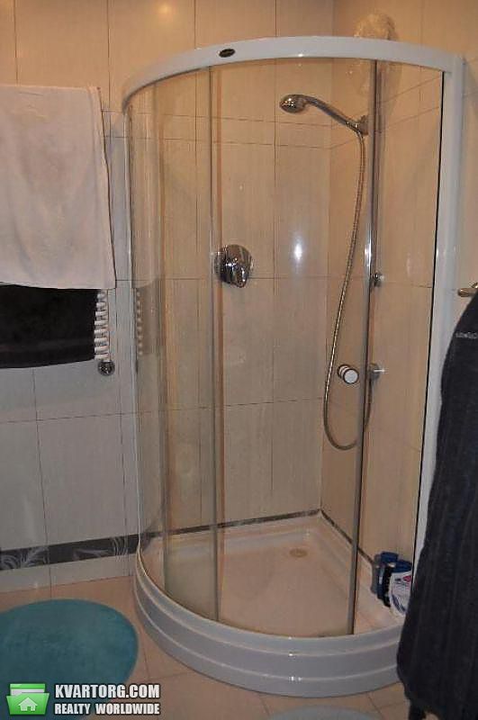 Rent out 3-room apartment. Киев,  Хоривая — photo 8
