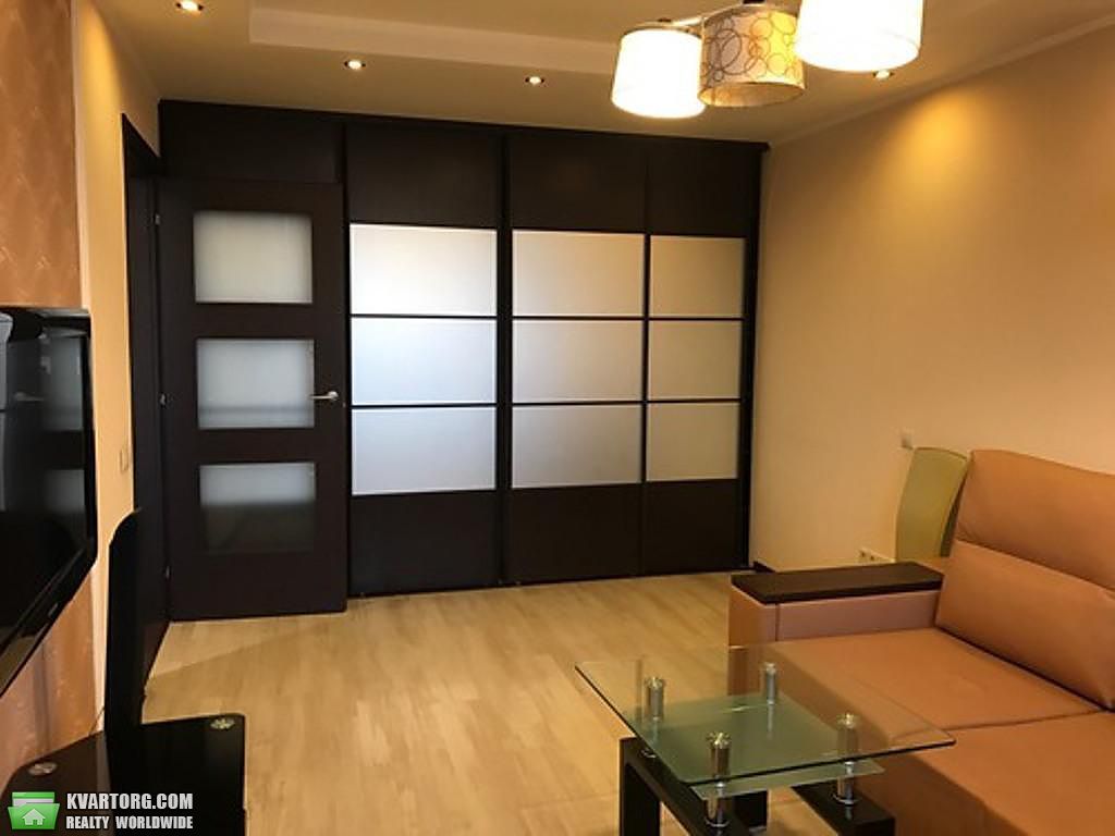 Rent out 2-room apartment. Киев,  Леси Украинки бул — photo 8