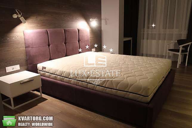 Rent out 2-room apartment. Киев,  Щорса — photo 2