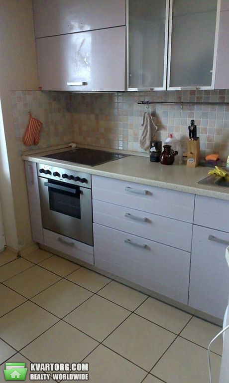 Sell 2-room apartment. Киев,  Бережанская — photo 1