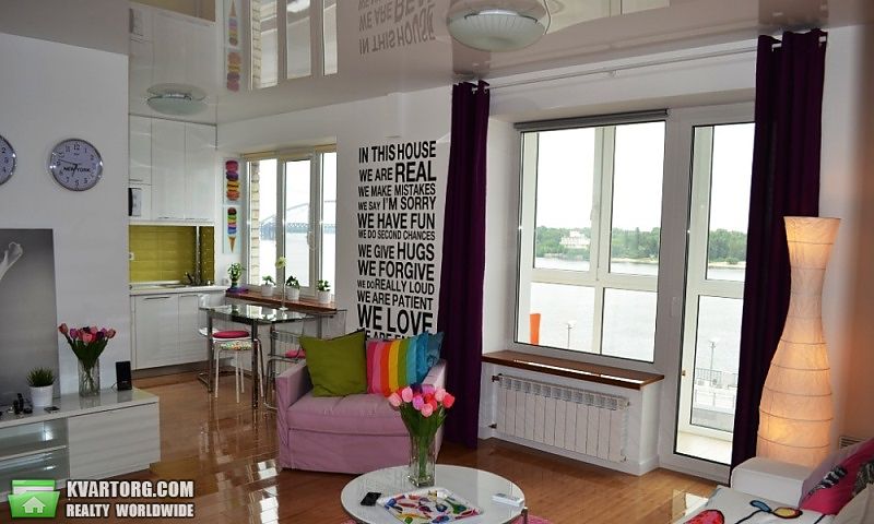 Sell 2-room apartment. Киев,  Набережно-Крещатикская — photo 3