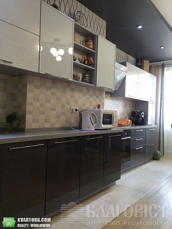 Sell 3-room apartment. Киев,  Автозаводская — photo 3