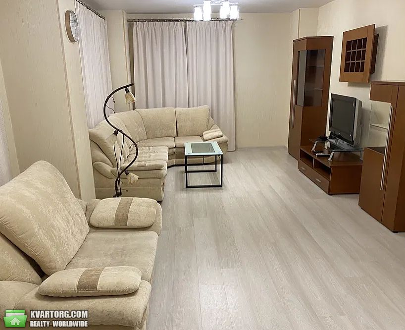 Rent out 2-room apartment. Киев,  Большая Китаевская — photo 1