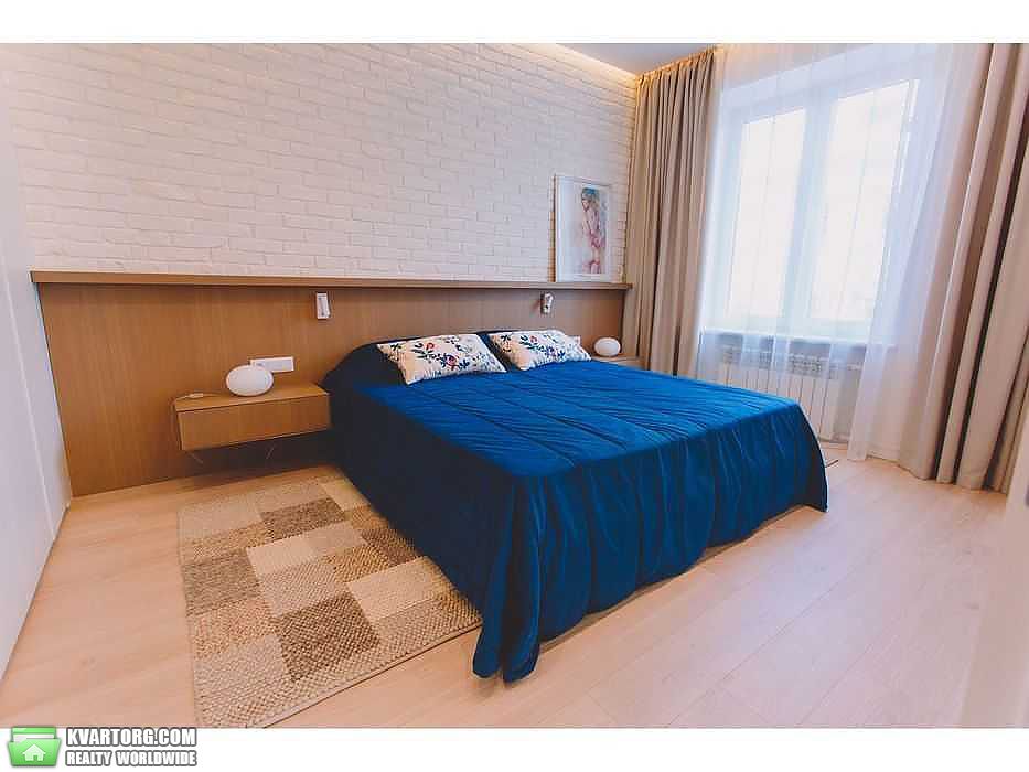 Rent out 3-room apartment. Киев,  Грушевского — photo 3