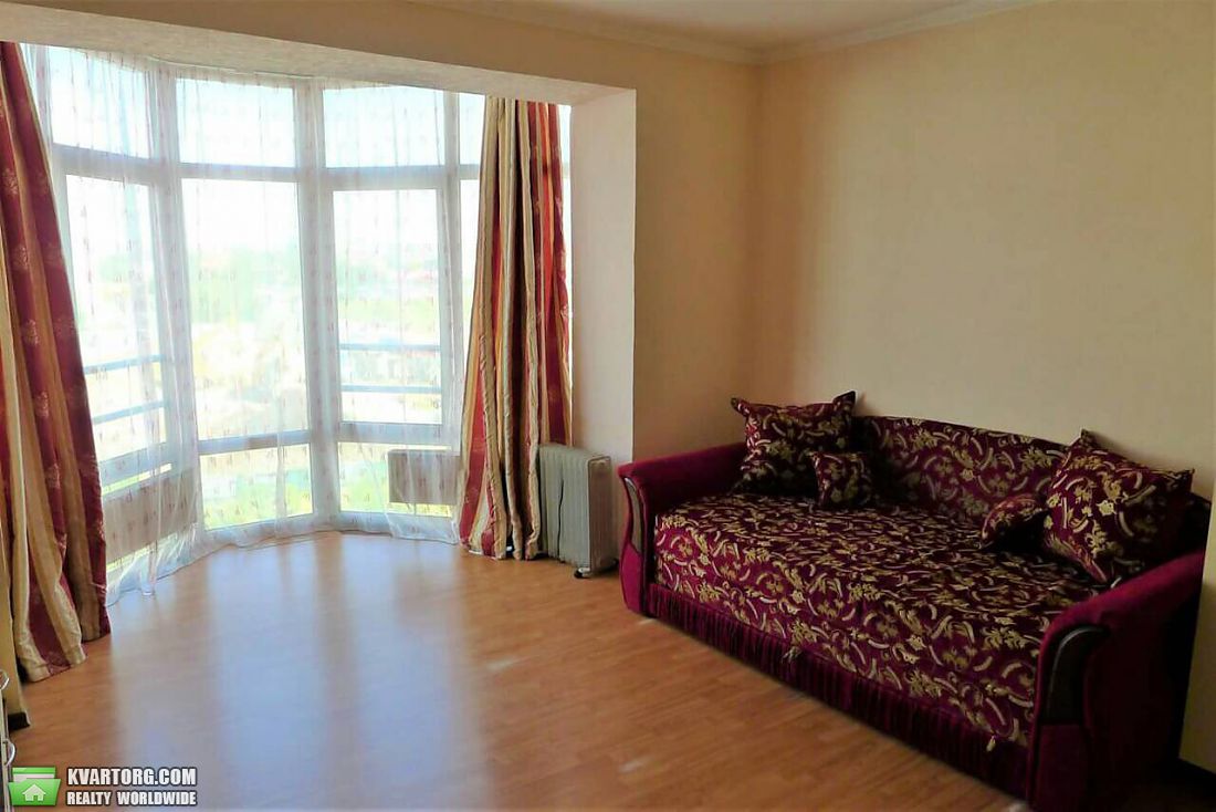 Rent out 1-room apartment. Киев,  Ломоносова — photo 3
