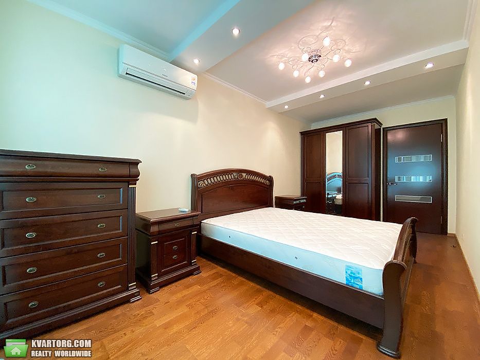 Sell 2-room apartment. Киев,  Тарасовская — photo 4
