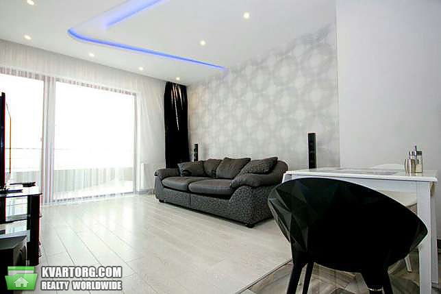 Rent out 2-room apartment. Одесса, Веры Инберг — photo 2
