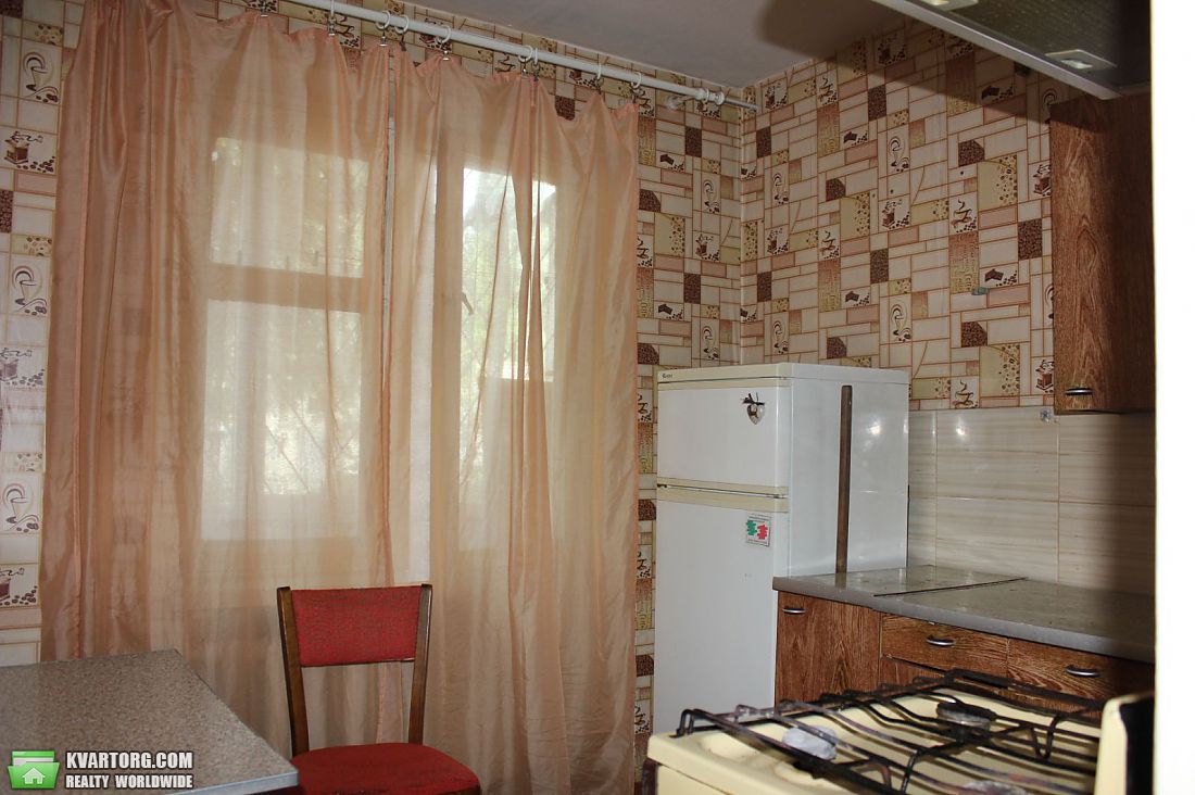 Rent out 1-room apartment. Днепропетровск,  Калиновая — photo 4