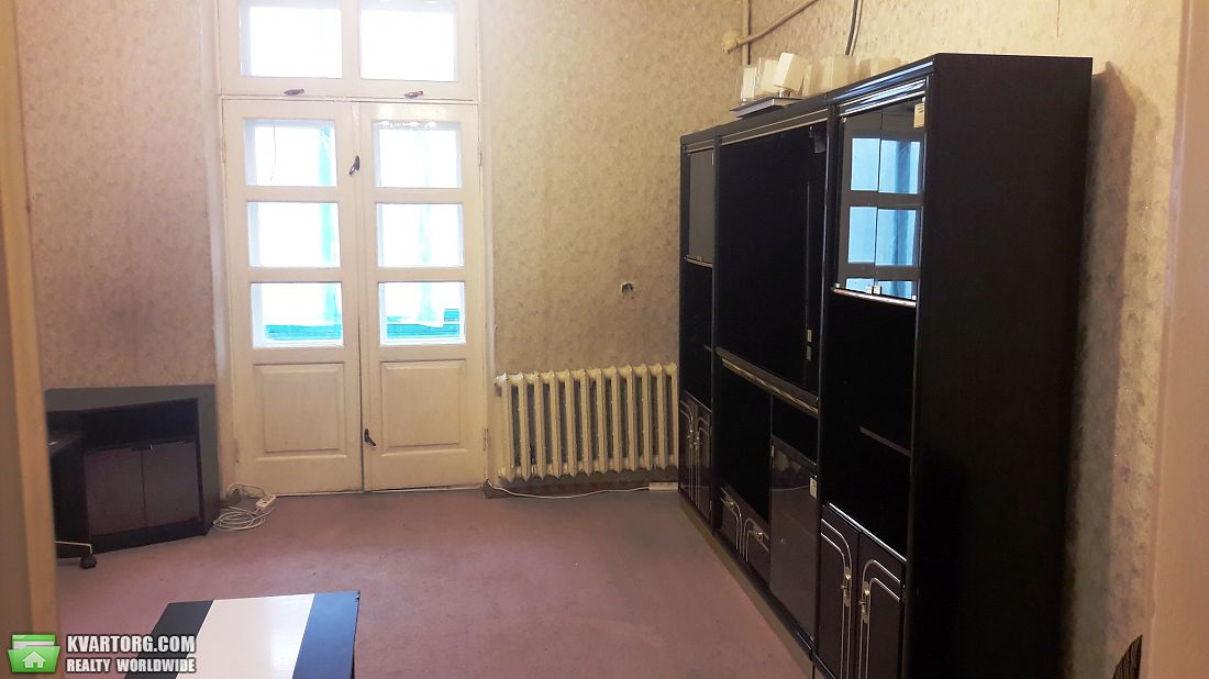 Sell 2-room apartment. Днепропетровск,  8 марта — photo 2