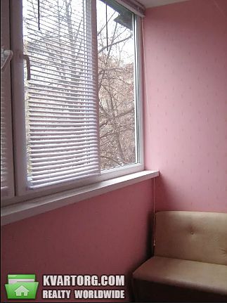 Rent out 3-room apartment. Киев,  Курнатовского — photo 4