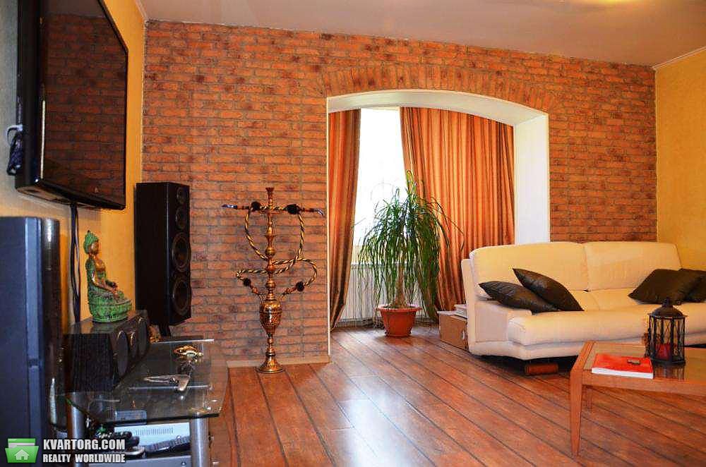 Rent out 2-room apartment. Киев,  Златоустовская — photo 1