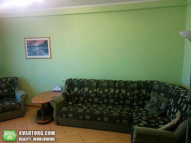Rent out 2-room apartment. Киев,  Автозаводская — photo 7