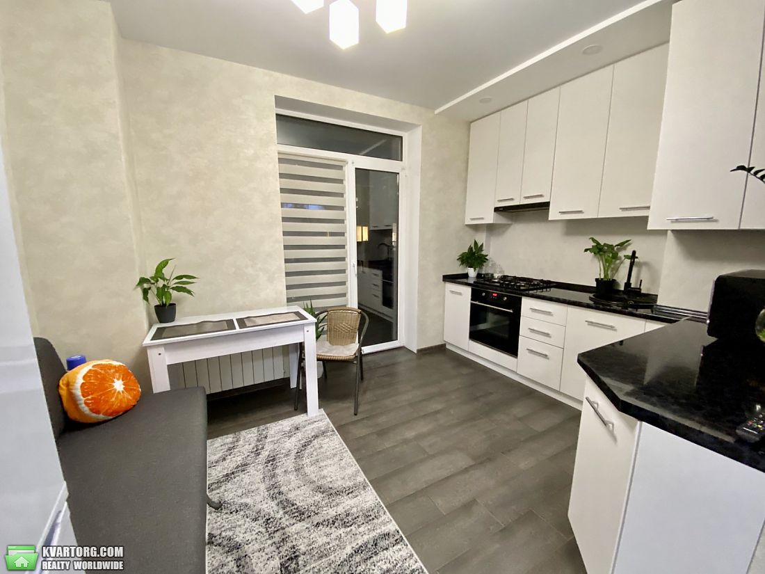 Sell 2-room apartment. Киевская обл.,  Западная — photo 1