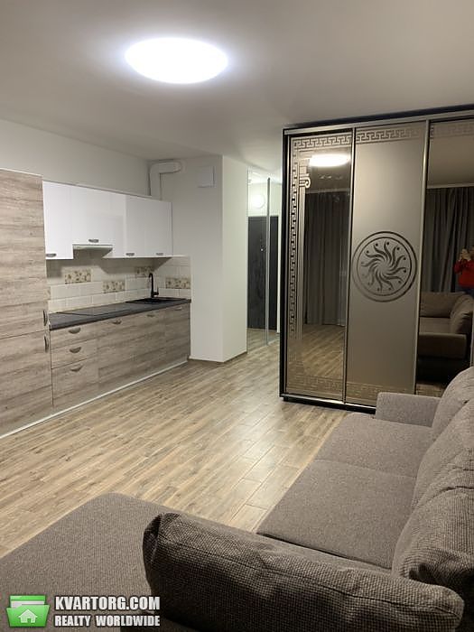 Rent out 1-room apartment. Киев,  Большая Васильковская — photo 3