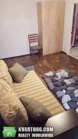 Rent out 3-room apartment. Киев,  Тычины пр — photo 8