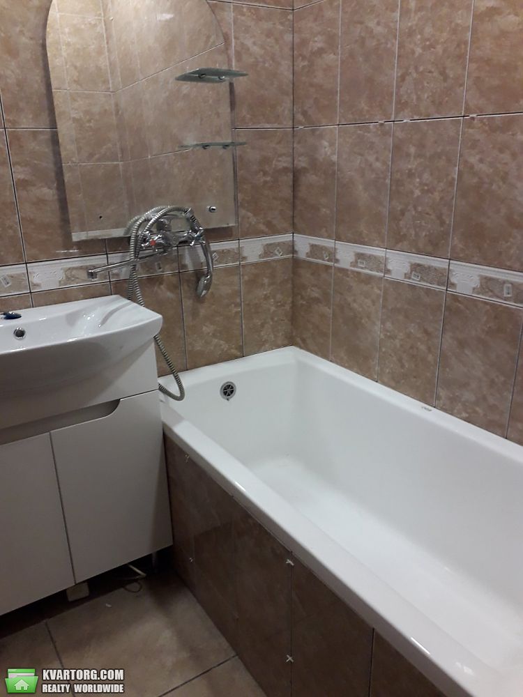 Rent out 1-room apartment. Киев,  Булгакова — photo 8