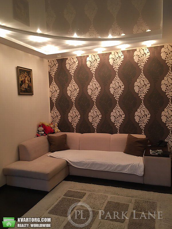 Sell 2-room apartment. Киев,  Ереванская — photo 1