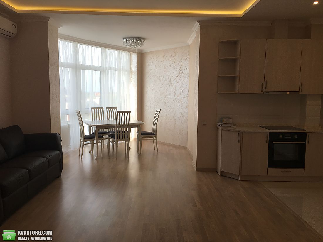 Rent out 3-room apartment. Киев,  Глубочицкая — photo 3