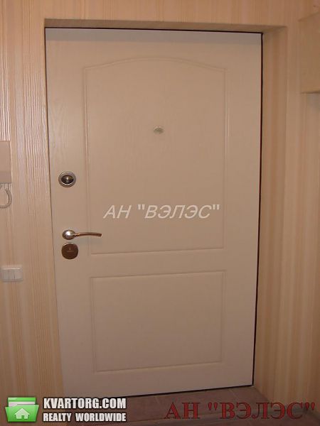 Sell 2-room apartment. Киев, Лесной пр — photo 2