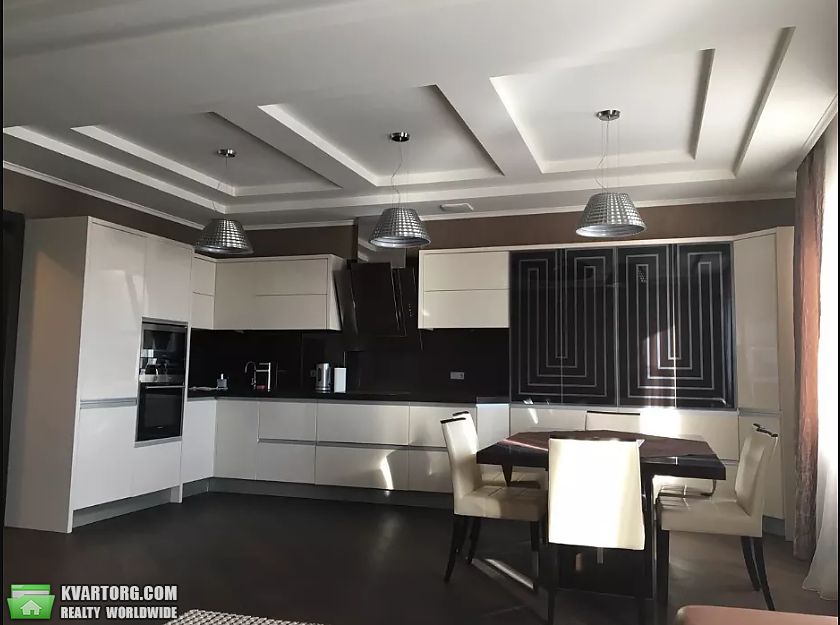Rent out 3-room apartment. Киев,  Белорусская — photo 2