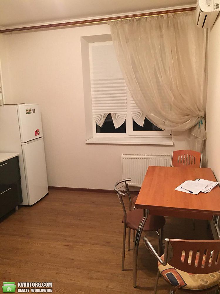 Rent out 3-room apartment. Одесса, Зоопарковая — photo 2
