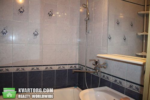 Rent out 1-room apartment. Киев, Урловская — photo 2