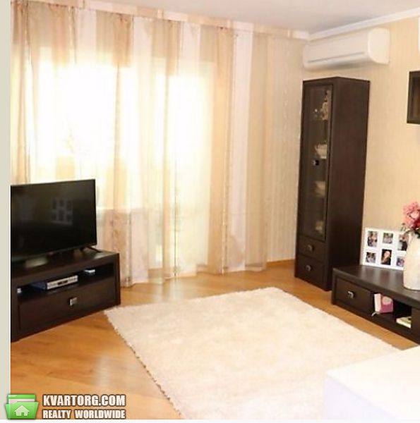 Rent out 3-room apartment. Киев, Эрнста — photo 5